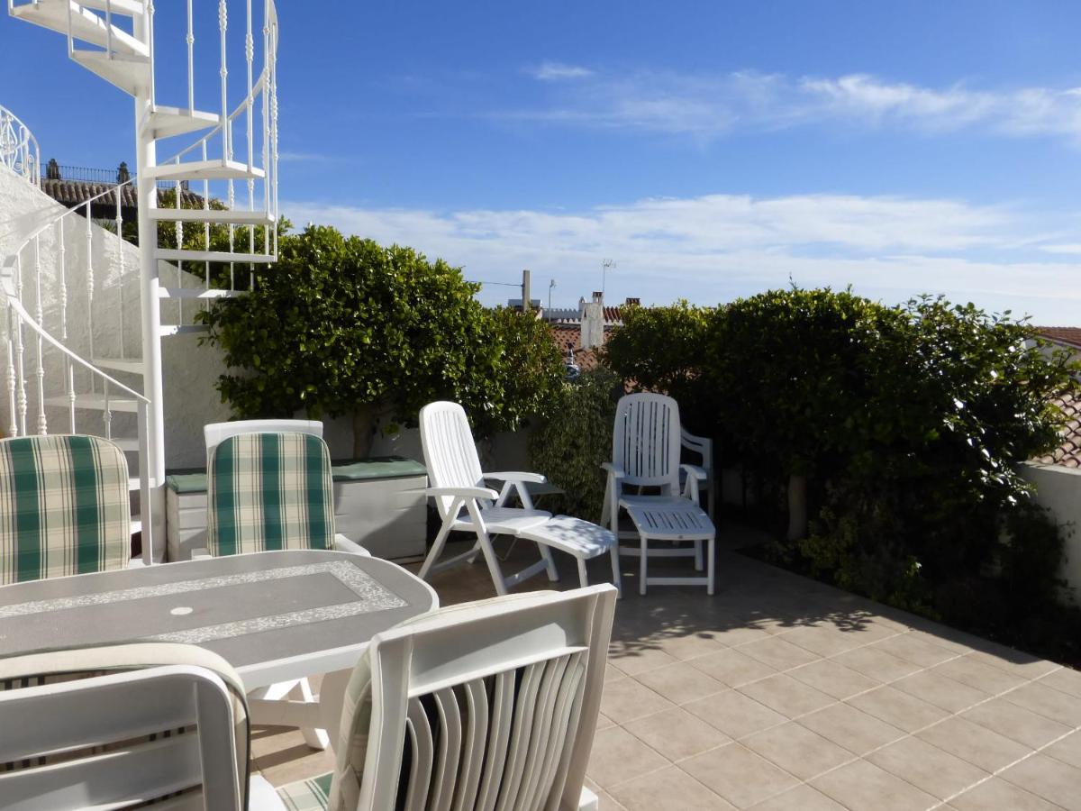 Villa Pueblo Chimenea à Nerja Extérieur photo